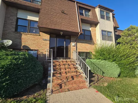 1904 Raspberry Ct, Edison, NJ 08817 photo 1