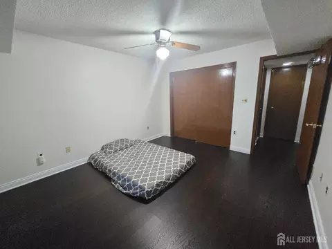 1904 Raspberry Ct, Edison, NJ 08817 photo 9