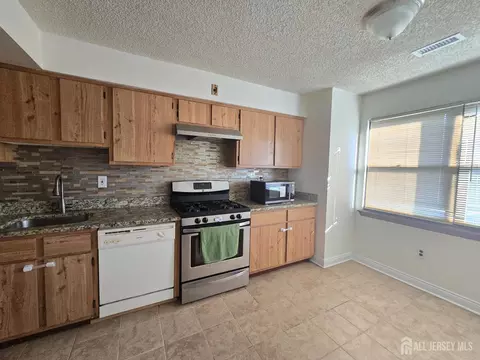 1904 Raspberry Ct, Edison, NJ 08817 photo 5