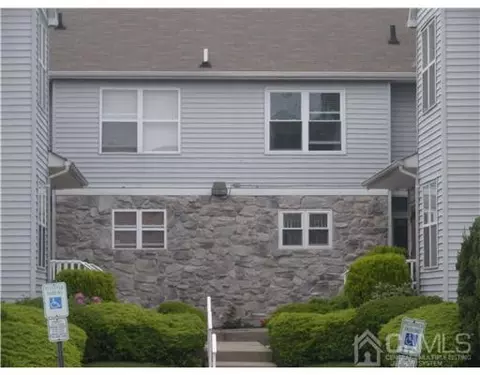 316 Ventnor Ct, Piscataway, NJ 08854
