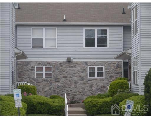 316 Ventnor Ct, Piscataway, NJ 08854