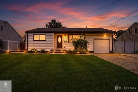 20 Albert Dr, Old Bridge, NJ 08857