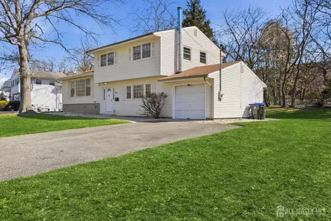 39 Gage Rd, East Brunswick, NJ 08816