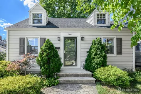 2081 Coles Ave, Scotch Plains, NJ 07076