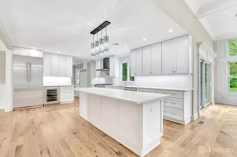737 Wingate Dr, Bridgewater, NJ 08807