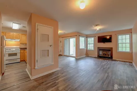1121 Edpas Rd, New Brunswick, NJ 08901
