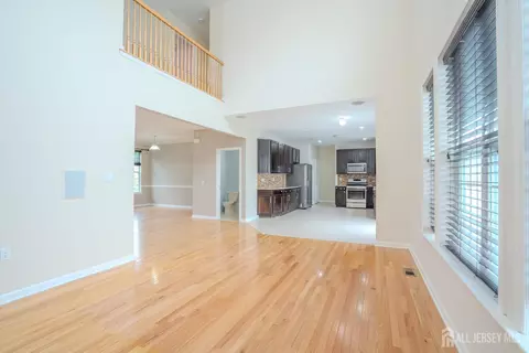 Living - 3 Maxwell Rd, Monroe, NJ 08831 photo 7 of 8