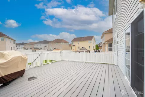 Exterior - 3 Maxwell Rd, Monroe, NJ 08831 photo 6 of 7