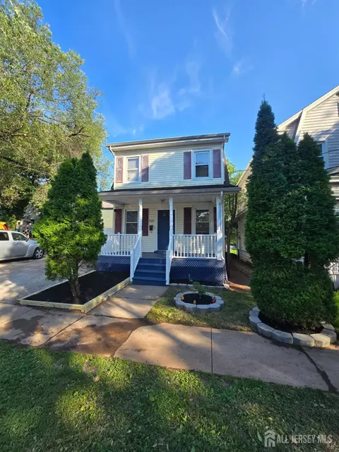 708 Magnolia St, Highland Park, NJ 08904