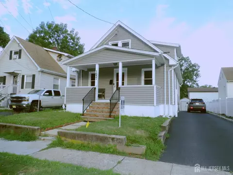1657 3rd St, Piscataway, NJ 08854