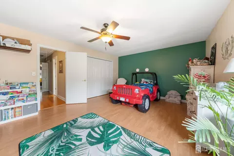21 Knoll Ct, Matawan, NJ 07747 photo 13