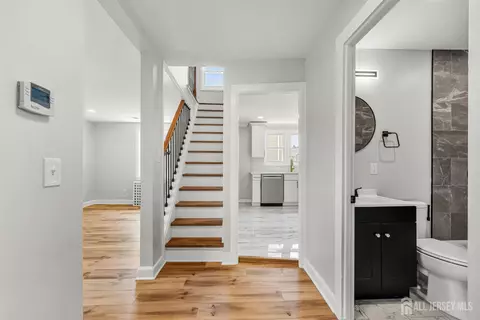Entry Way - 234 Old Rd, Sewaren, NJ 07077 photo 8 of 8