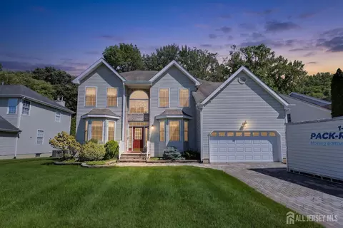 23 Putnam Rd, South Brunswick, NJ 08852
