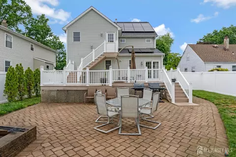 Exterior - 8 Hooker St, Middlesex, NJ 08846 photo 3 of 5