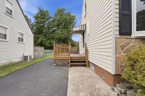 Exterior - 421 1st St, Middlesex, NJ 08846 photo 1 of 4