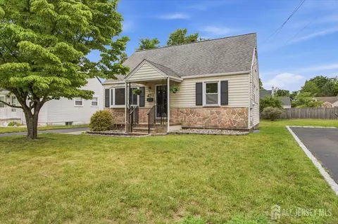 Exterior - 421 1st St, Middlesex, NJ 08846 photo 3 of 4