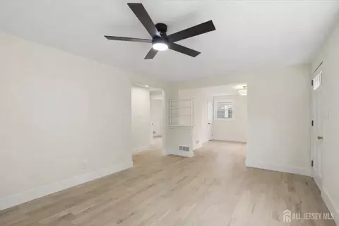 Entry Way - 421 1st St, Middlesex, NJ 08846 photo 3 of 3