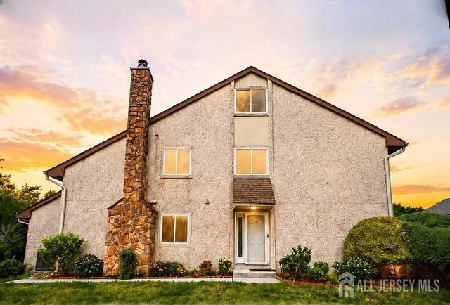 155 Thoreau Dr, Plainsboro, NJ 08536