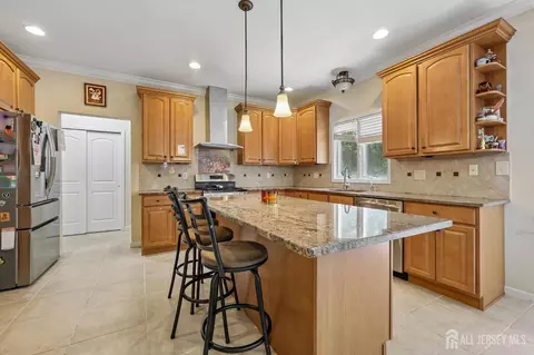 Kitchen - 6 Willow Dr, Edison, NJ 08820 photo 1 of 2