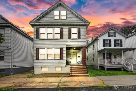 43 Robinson St, New Brunswick, NJ 08901