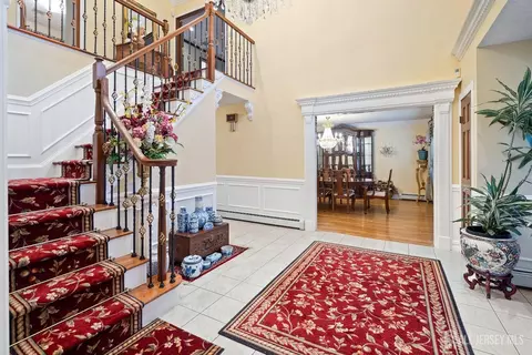 Entry Way - 3 Anthony Ave, Edison, NJ 08820 photo 2 of 3