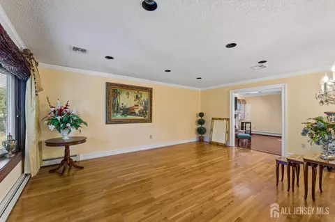 Living - 3 Anthony Ave, Edison, NJ 08820 photo 2 of 6