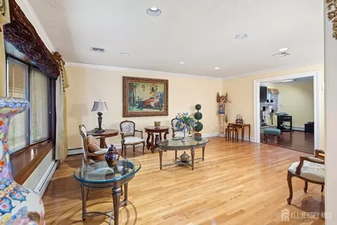 Living - 3 Anthony Ave, Edison, NJ 08820 photo 1 of 4