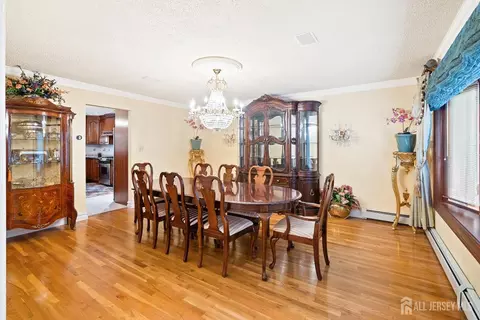 Dining - 3 Anthony Ave, Edison, NJ 08820 photo 1 of 2