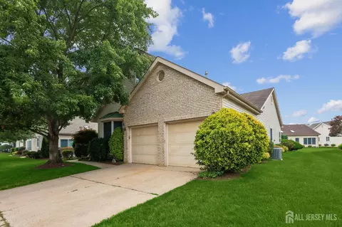 58 Westboro Ln, Monroe, NJ 08831
