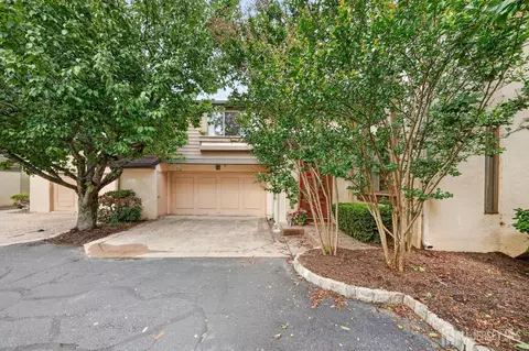 461 Sayre Dr, Princeton, NJ 08540