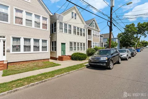 181 State St, Perth Amboy, NJ 08861