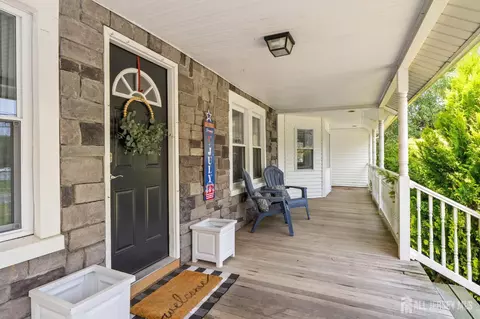 400 Monmouth St, Hightstown, NJ 08520