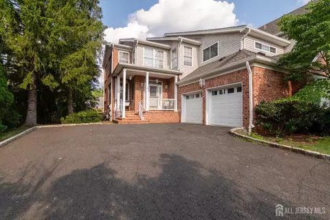 5 Newell St, Hillsborough, NJ 08844