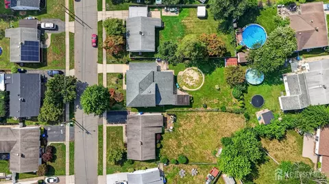 View/Area - 41 Weldon Rd, Edison, NJ 08817 photo 4 of 6