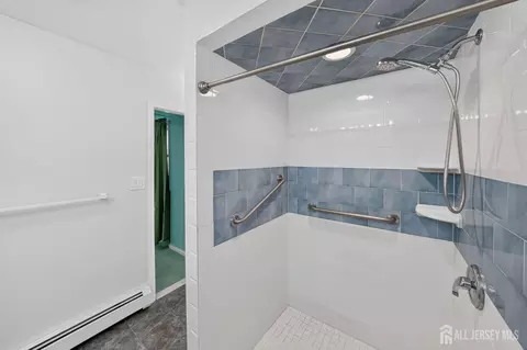 Bath - 41 Weldon Rd, Edison, NJ 08817 photo 4 of 4