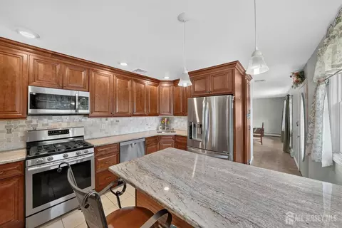 Kitchen - 41 Weldon Rd, Edison, NJ 08817 photo 1 of 3