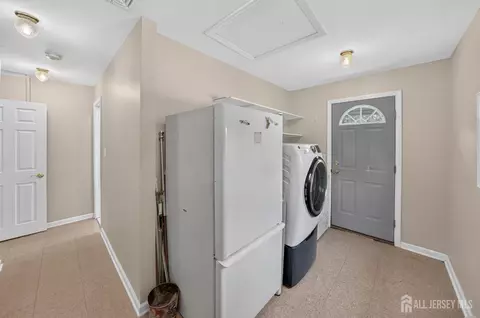 Entry Way - 41 Weldon Rd, Edison, NJ 08817 photo 5 of 5