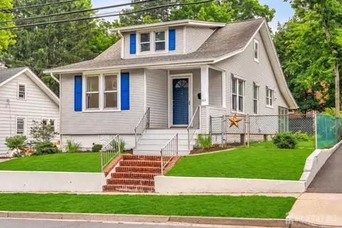 265 S 9th Ave S, Highland Park, NJ 08904