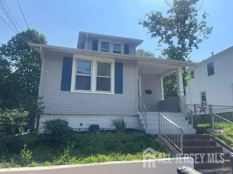 265 S 9th Ave S, Highland Park, NJ 08904