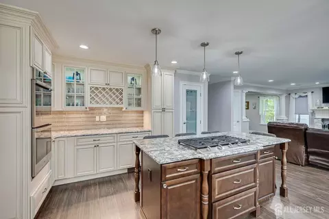 Kitchen - 10 Bittersweet Dr, Jackson, NJ 08527 photo 3 of 7