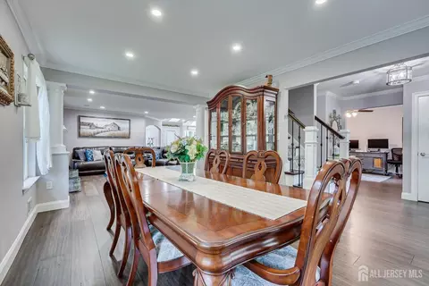 Dining - 10 Bittersweet Dr, Jackson, NJ 08527 photo 2 of 4