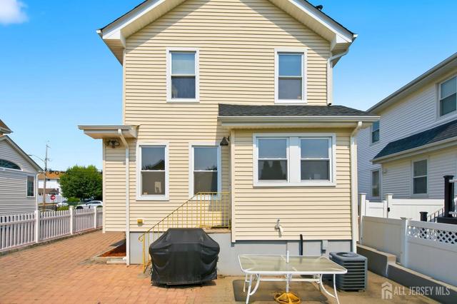 142 Morgan Pl, North Arlington, NJ 07031