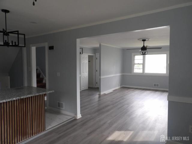 4 Kelly Ct, Mount Holly, NJ 08060