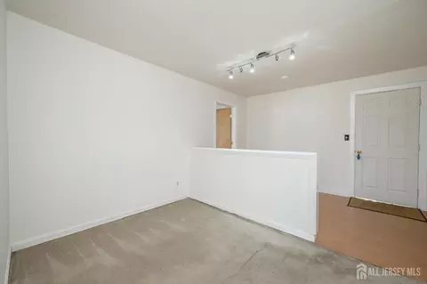 Entry Way - 27 S Robert St S, Sewaren, NJ 07077 photo 7 of 8