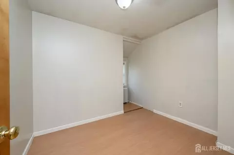 Bedroom - 27 S Robert St S, Sewaren, NJ 07077 photo 4 of 5