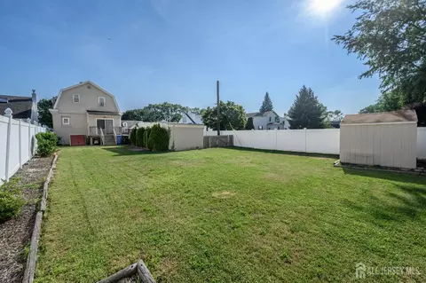 Exterior - 27 S Robert St S, Sewaren, NJ 07077 photo 6 of 8