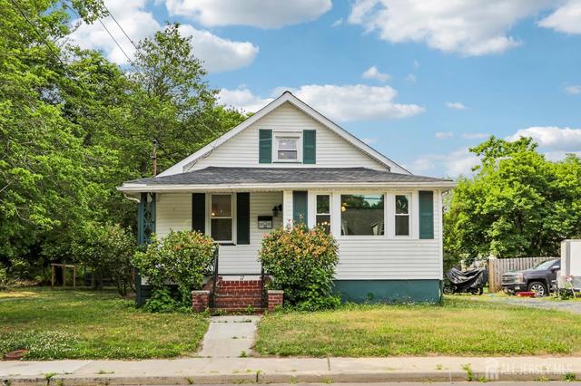 17 Magnolia Ave, Plumsted, NJ 08533