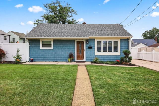 399 Hudson Blvd, Avenel, NJ 07001