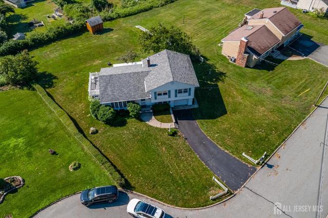 64 N Sanford Dr, Randolph, NJ 07869