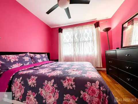 Bedroom - 17 Ridge Rd, Edison, NJ 08817 photo 2 of 3